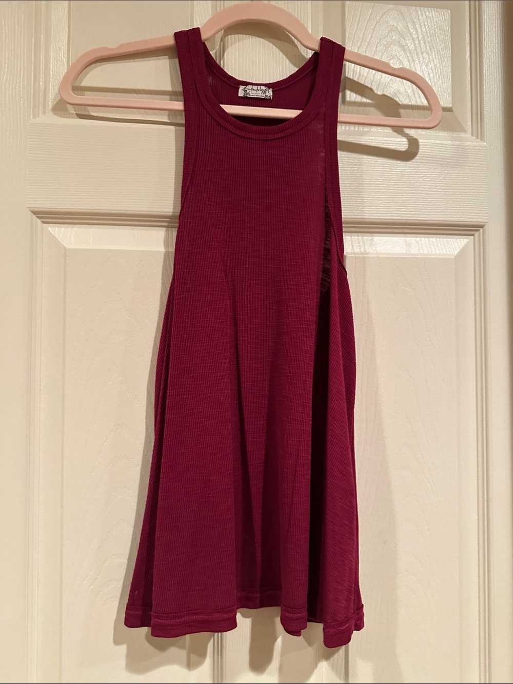 Ribbed Swing Racerback Tank Top in Burgundy